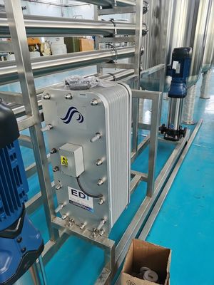 0.25T, 0.5T/H Module EDI industriel pour le système d'installation de purificateur d'eau